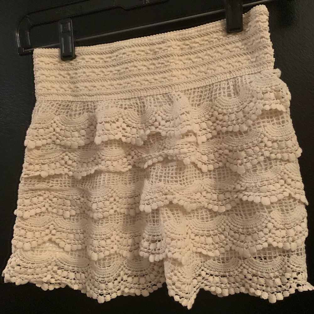Crochet cream color skort